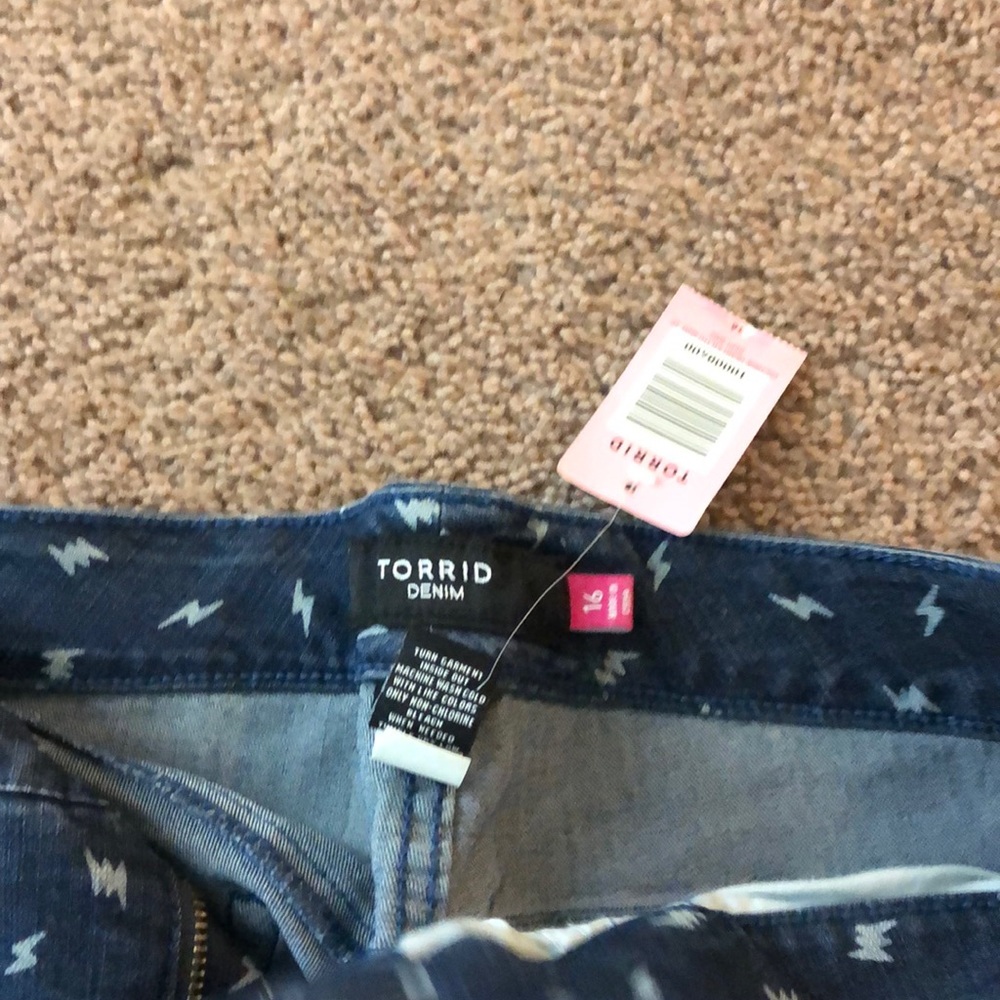 Jeans - Picture 3 of 3